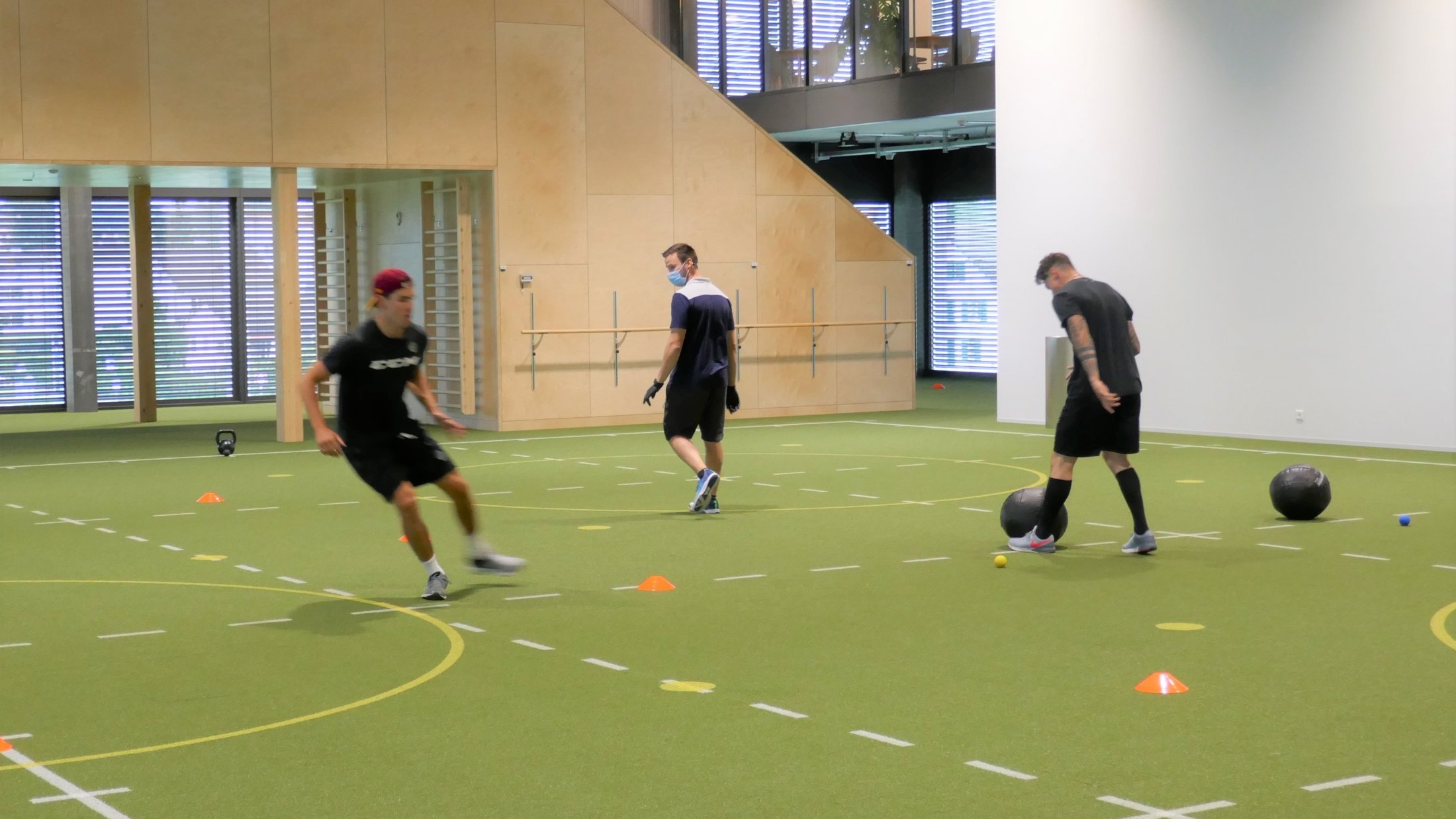 Teamtraining Mit Notigem Abstand In Zug Lauft S Prima Zentralplus