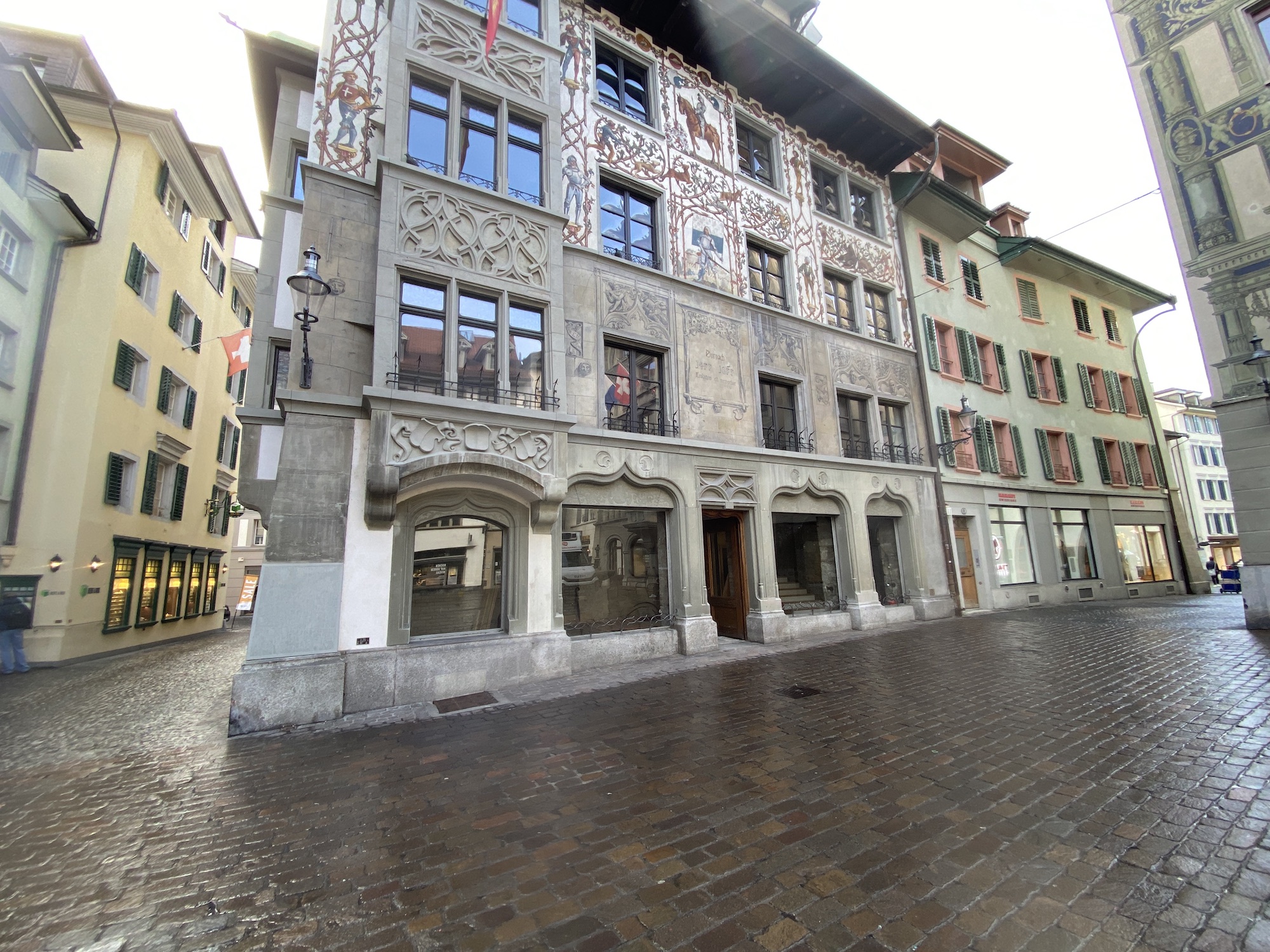 Am Hirschenplatz In Luzern Gibt Es Nun Doch Keine Weinbar I Zentralplus