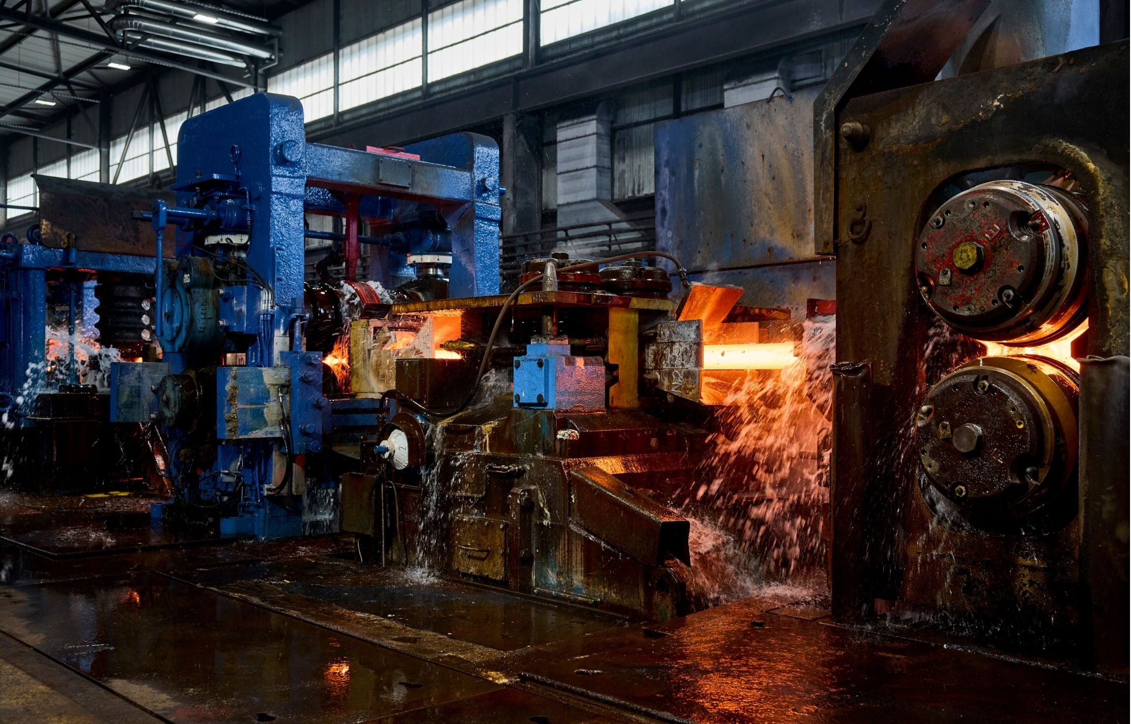 Swiss Steel Group Faces Financial Crisis as Steel Sales Plummet in 2023